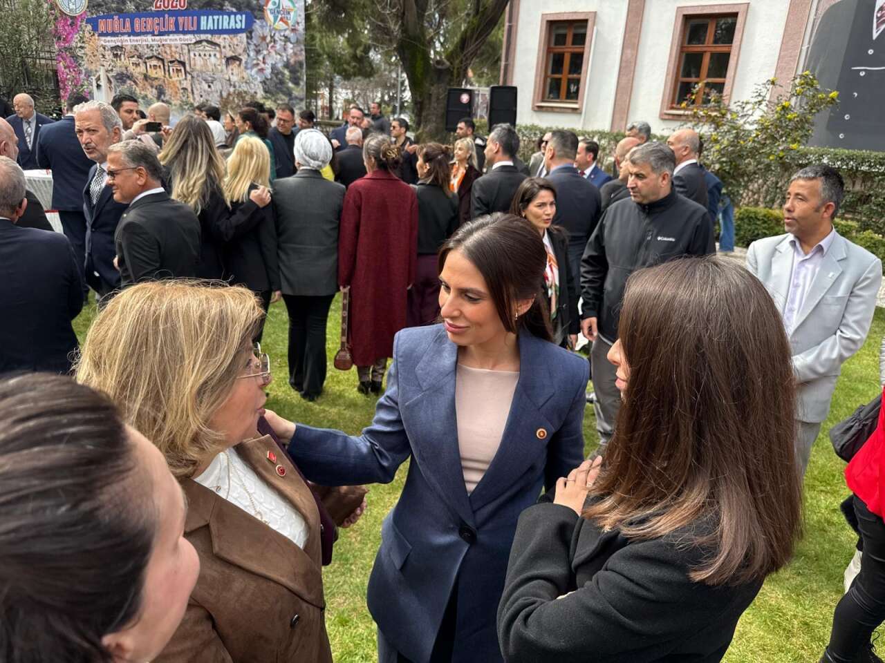 Muğla’da Protokol Bayramlaştı: Vali Akbıyık’tan Anlamlı Mesajlar 13